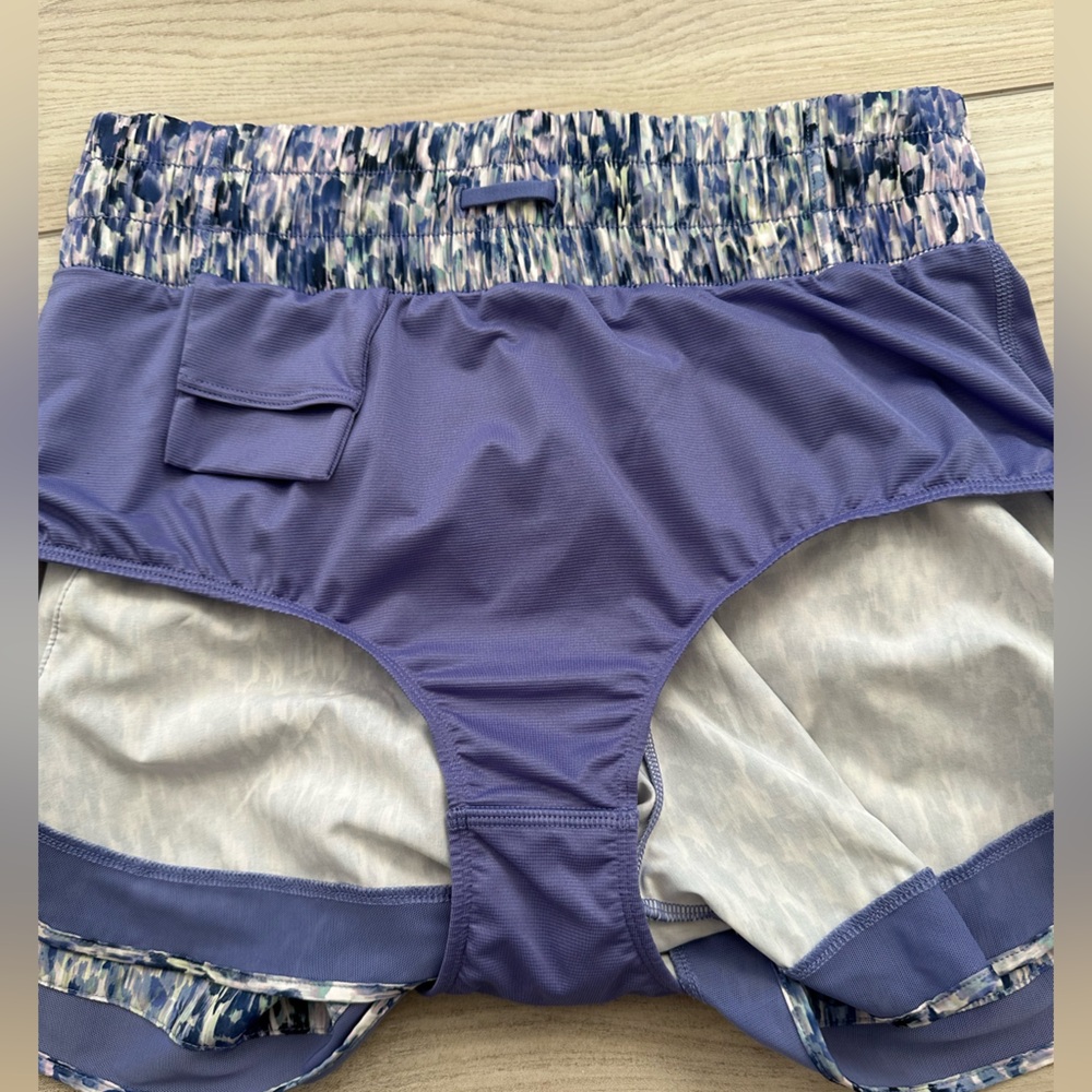Athleta High Rise Mesh Racer 3” Shorts - Picture 7 of 7